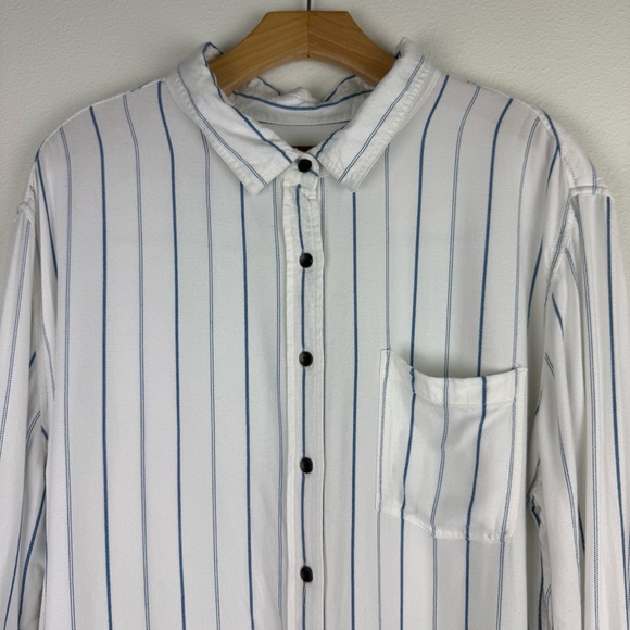 Jachs‎ Girlfriend Blue and White Striped Button Down Shirt Womens XXL - Picture 3 of 12